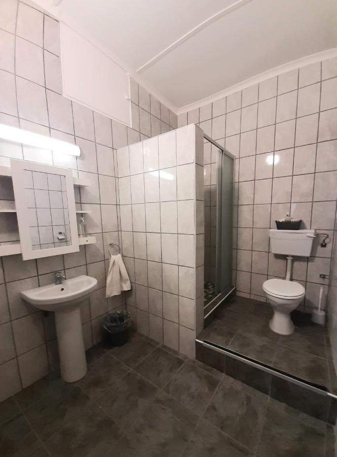 De Graaff Manor Hotel Bagian luar foto